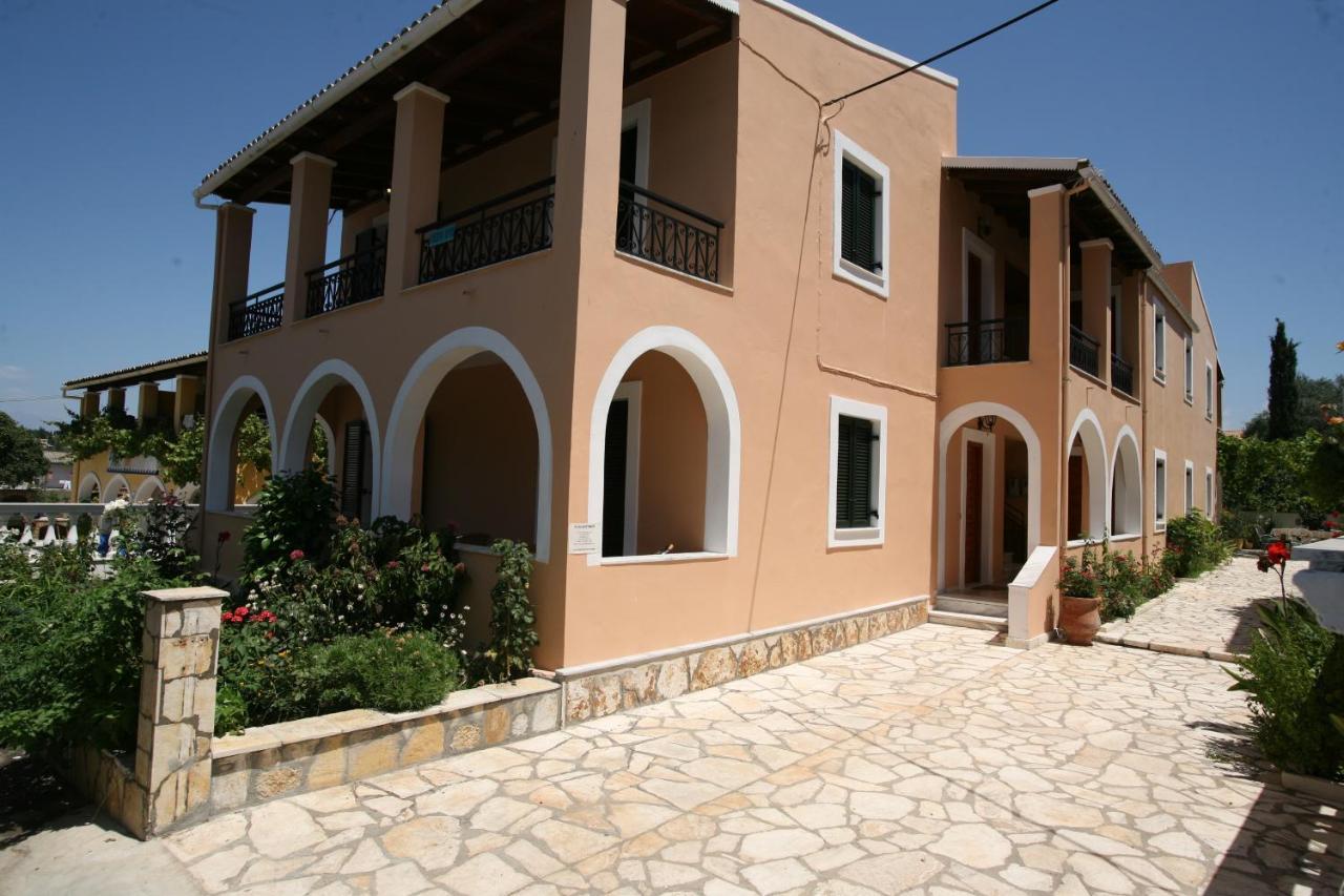 Fulvia Apartments Kassiopi Exteriér fotografie